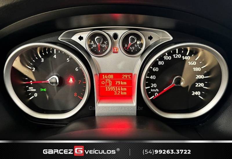 FORD - FOCUS - 2013/2013 - Branca - R$ 58.000,00