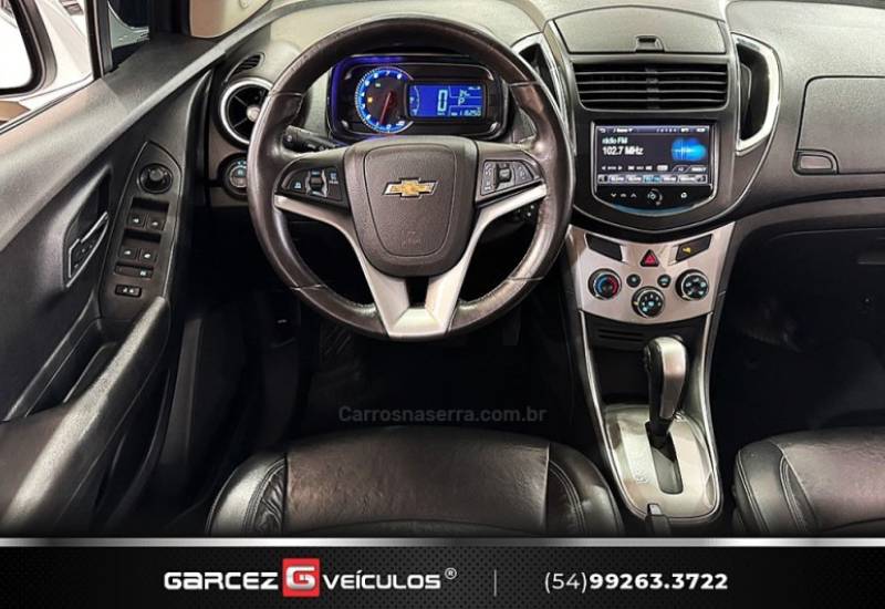 CHEVROLET - TRACKER - 2013/2014 - Branca - R$ 68.900,00
