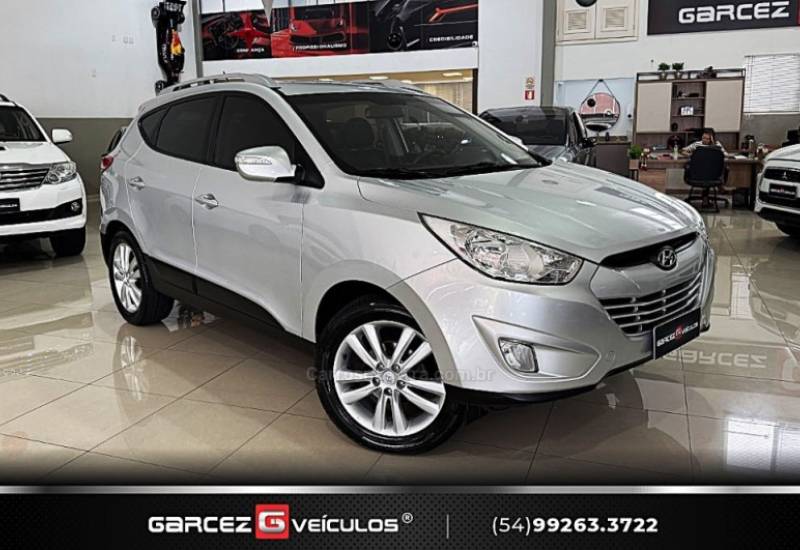 HYUNDAI - IX35 - 2010/2011 - Prata - R$ 57.900,00
