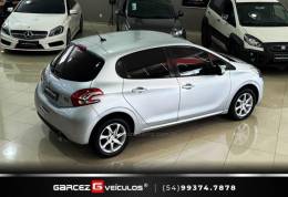 PEUGEOT - 208 - 2015/2016 - Prata - R$ 45.900,00