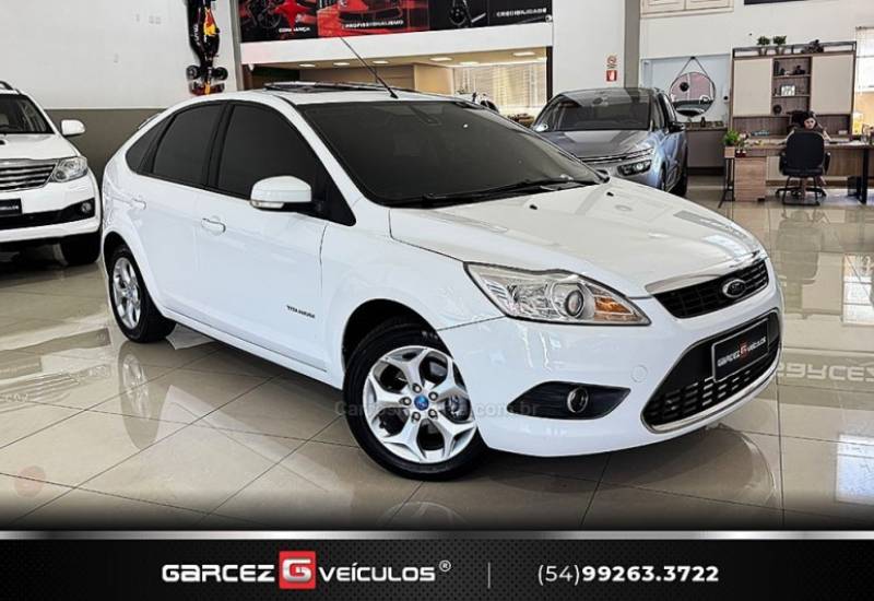 FORD - FOCUS - 2013/2013 - Branca - R$ 58.000,00