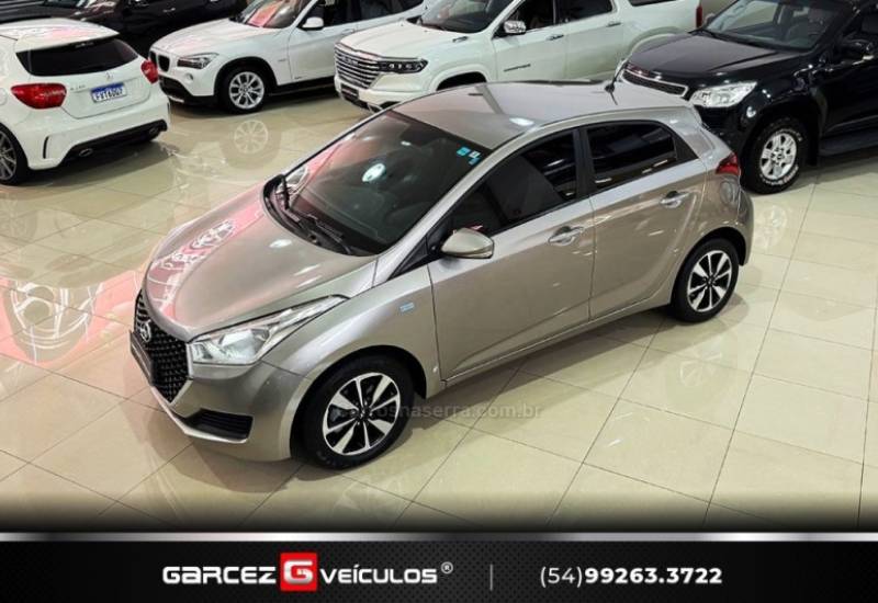 HYUNDAI - HB20 - 2016/2017 - Prata - R$ 66.500,00