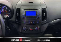 HYUNDAI - I30 - 2010/2011 - Prata - R$ 45.900,00