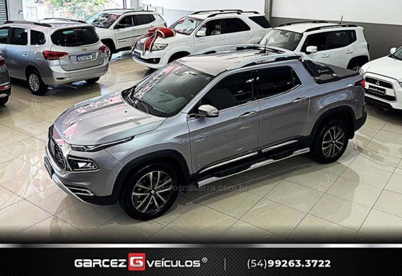 FIAT - TORO - 2022/2023 - Prata - R$ 155.000,00