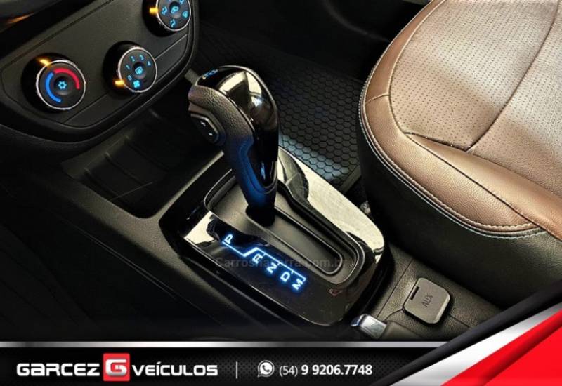 CHEVROLET - SPIN - 2019/2020 - Branca - R$ 76.900,00