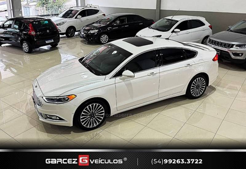 FORD - FUSION - 2016/2017 - Branca - R$ 110.000,00