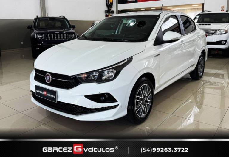 FIAT - CRONOS - 2017/2018 - Branca - R$ 64.900,00