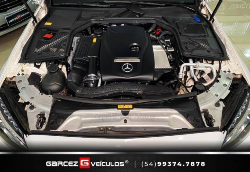 MERCEDES-BENZ - C 180 - 2015/2016 - Branca - R$ 115.000,00