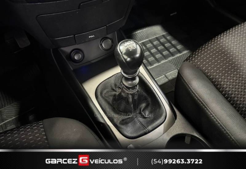 HYUNDAI - I30 - 2010/2011 - Prata - R$ 45.900,00