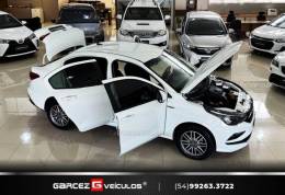 FIAT - CRONOS - 2017/2018 - Branca - R$ 64.900,00