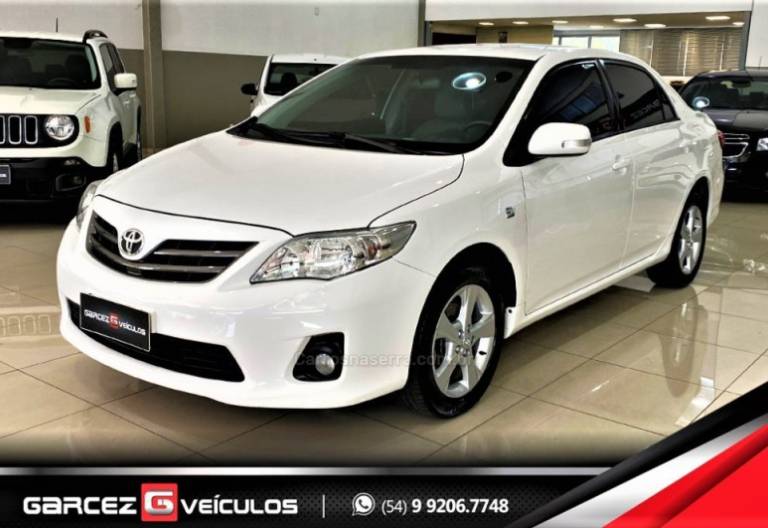 TOYOTA - COROLLA - 2013/2014 - Branca - R$ 74.900,00