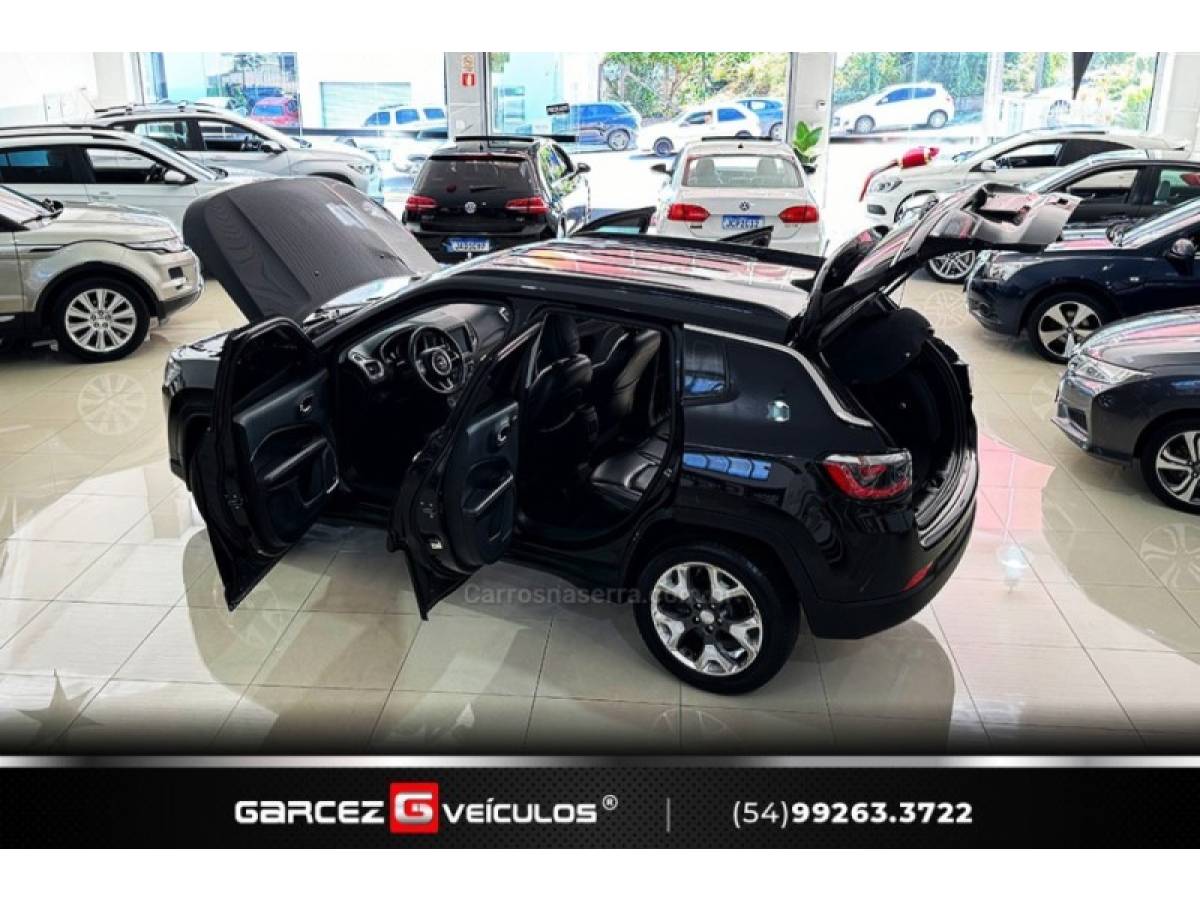 JEEP - COMPASS - 2018/2019 - Preta - R$ 99.900,00