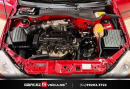 CHEVROLET - CORSA - 2003/2004 - Vermelha - R$ 23.900,00