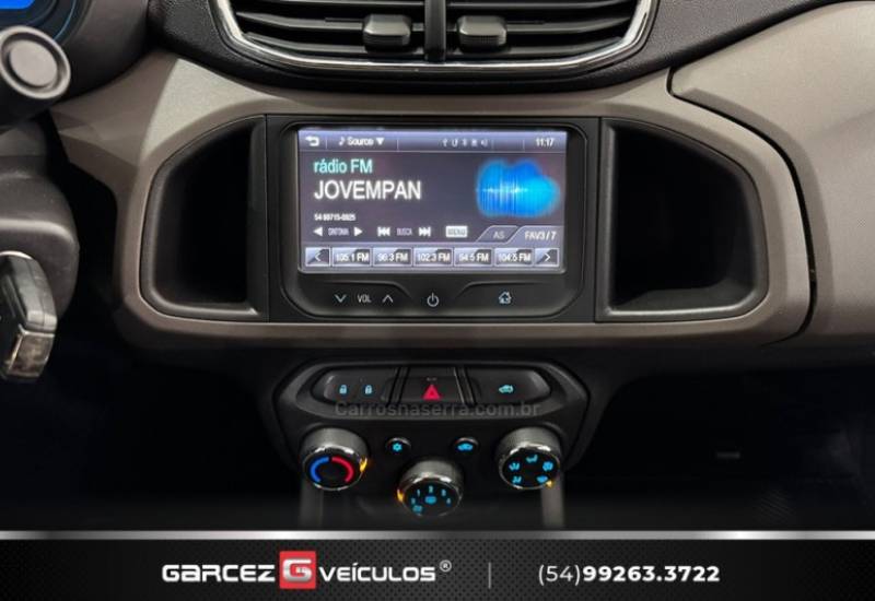 CHEVROLET - PRISMA - 2015/2015 - Vermelha - R$ 51.000,00