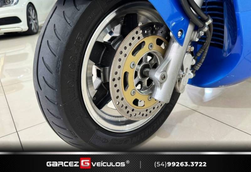 SUZUKI - BURGMAN - 2001/2001 - Azul - R$ 15.000,00