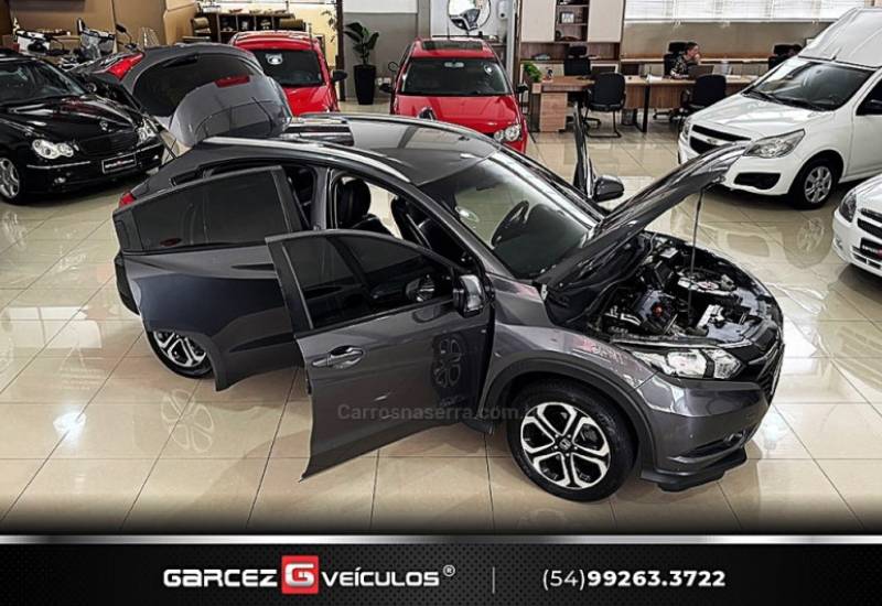 HONDA - HR-V - 2015/2016 - Cinza - R$ 85.900,00
