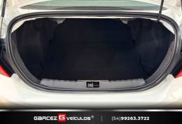 FORD - KA - 2017/2018 - Branca - R$ 47.900,00