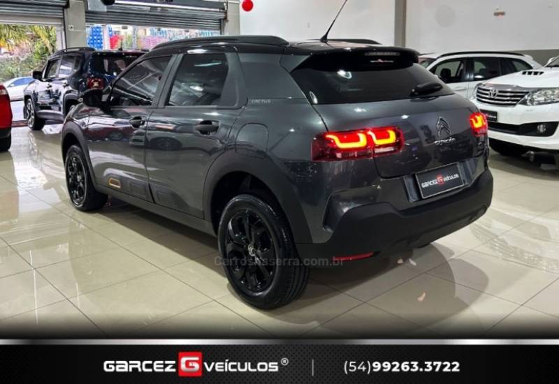 CITROËN - C4 CACTUS - 2021/2022 - Cinza - R$ 82.000,00