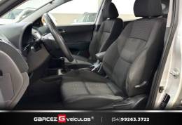 HYUNDAI - I30 - 2010/2011 - Prata - R$ 45.900,00