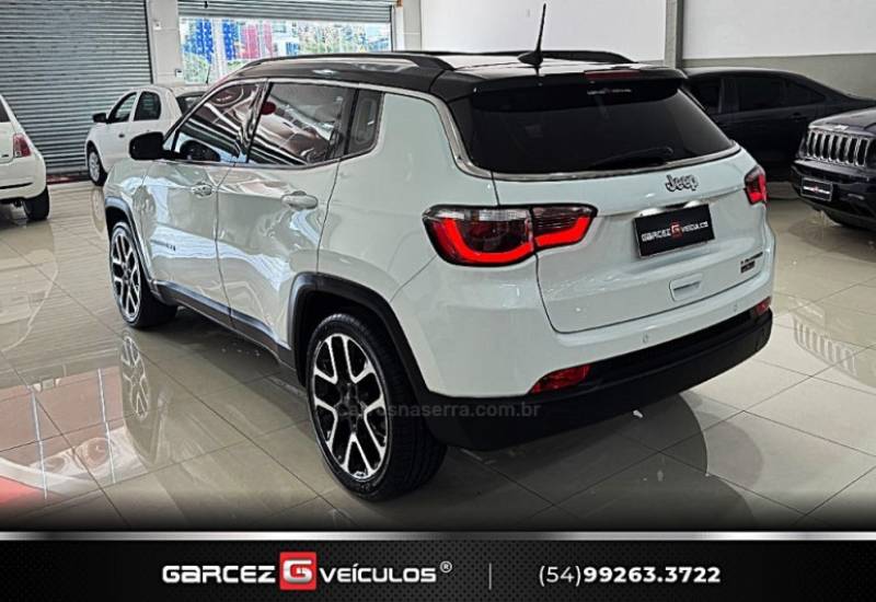 JEEP - COMPASS - 2017/2018 - Branca - R$ 106.000,00