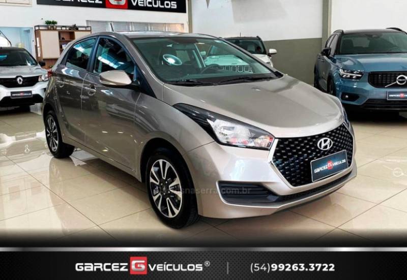 HYUNDAI - HB20 - 2019/2019 - Prata - R$ 71.900,00