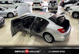 HONDA - CIVIC - 2013/2014 - Prata - R$ 74.900,00