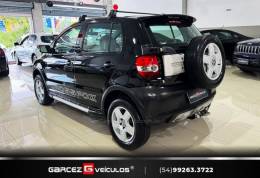 VOLKSWAGEN - CROSSFOX - 2005/2006 - Preta - R$ 32.900,00