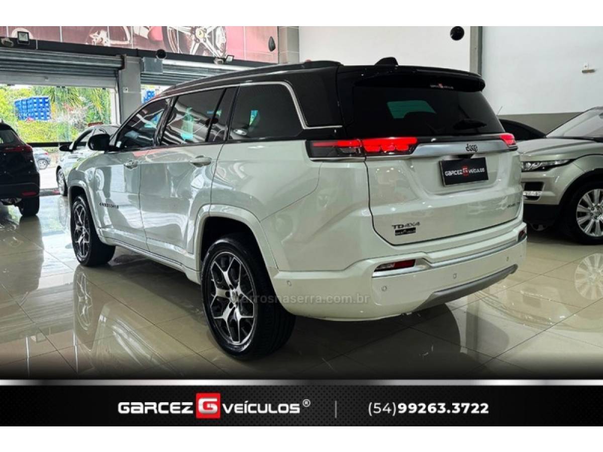 JEEP - COMMANDER - 2021/2022 - Branca - R$ 209.900,00