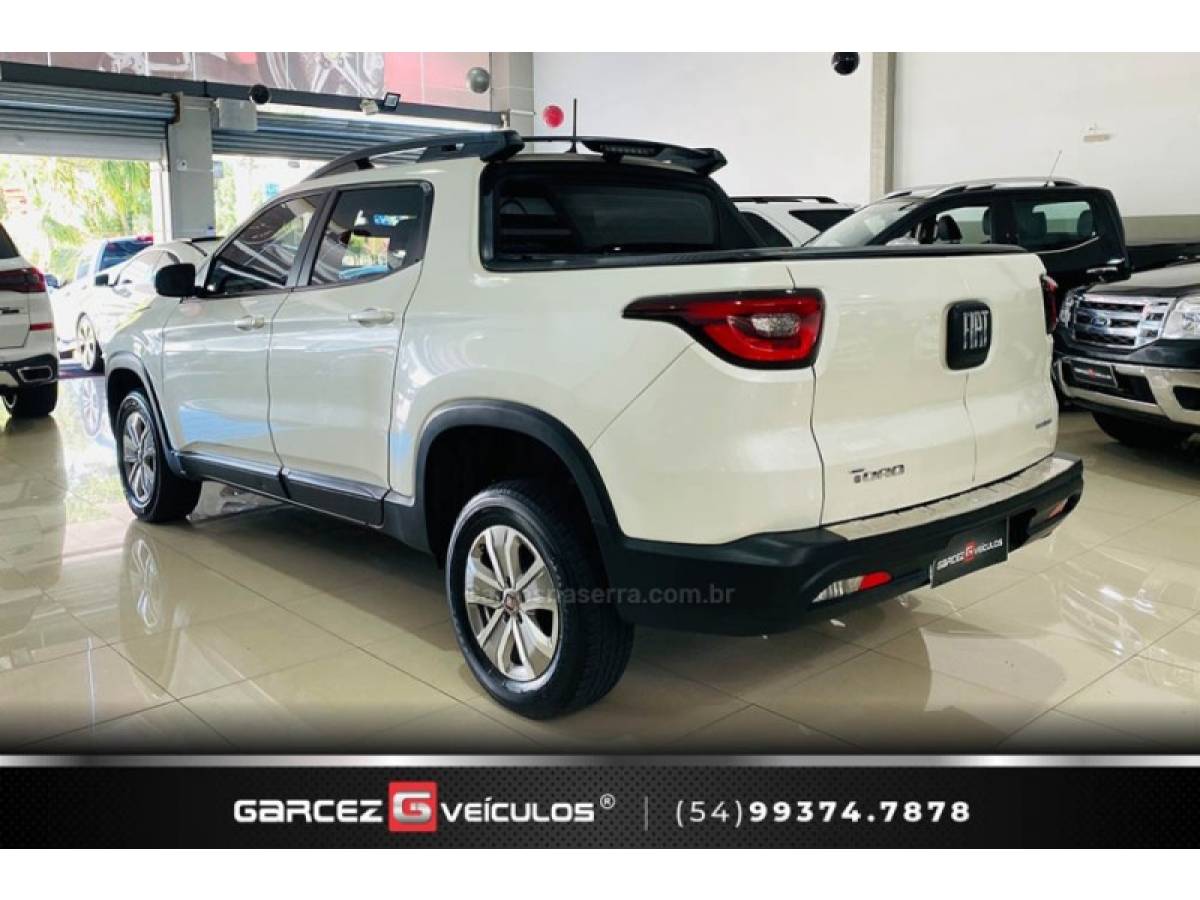 FIAT - TORO - 2018/2019 - Branca - R$ 95.900,00