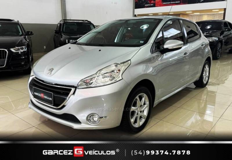 PEUGEOT - 208 - 2015/2016 - Prata - R$ 45.900,00
