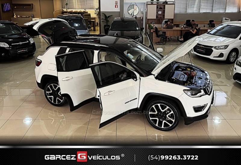 JEEP - COMPASS - 2017/2018 - Branca - R$ 106.000,00
