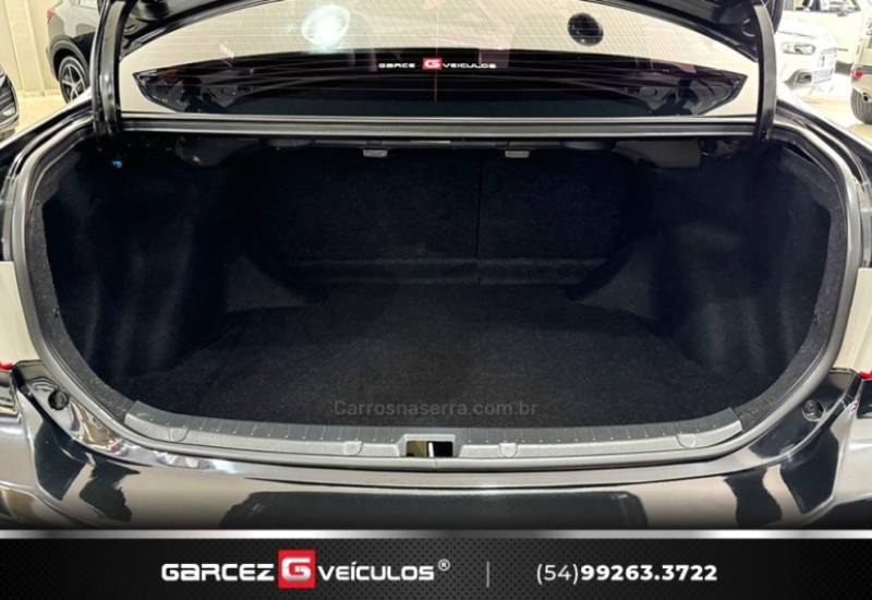 TOYOTA - COROLLA - 2013/2014 - Preta - R$ 75.900,00