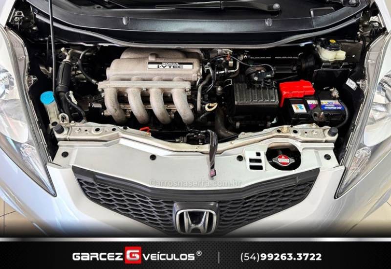 HONDA - FIT - 2009/2009 - Prata - R$ 51.900,00