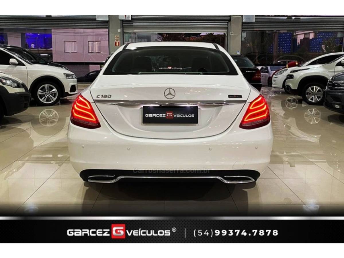 MERCEDES-BENZ - C 180 - 2015/2016 - Branca - R$ 117.900,00