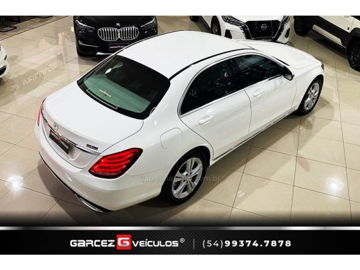 MERCEDES-BENZ - C 180 - 2015/2016 - Branca - R$ 117.900,00