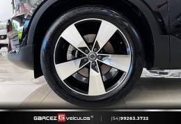 VOLVO - XC 40 - 2020/2020 - Preta - R$ 152.000,00