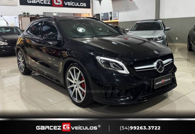 MERCEDES-BENZ - GLA 45 AMG - 2018/2019 - Preta - R$ 249.900,00