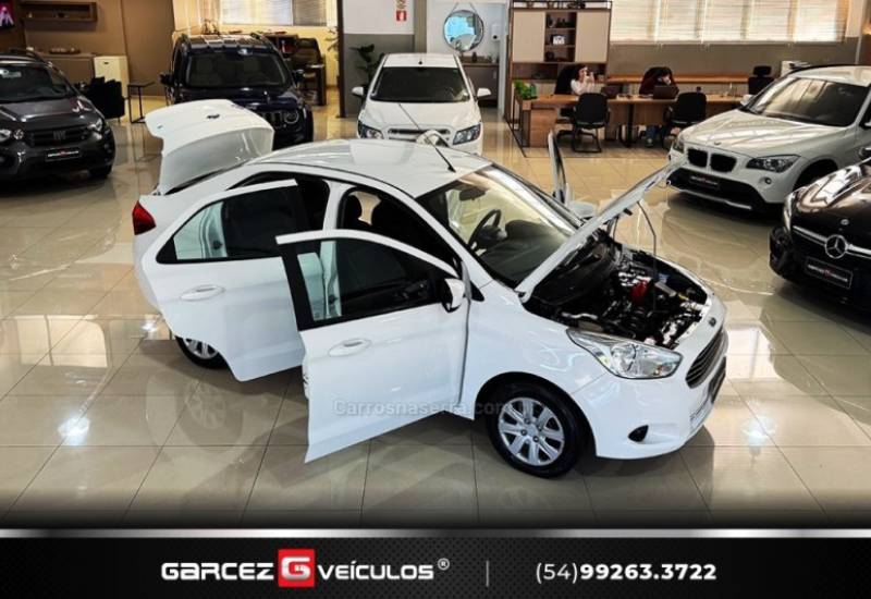 FORD - KA - 2017/2018 - Branca - R$ 47.900,00