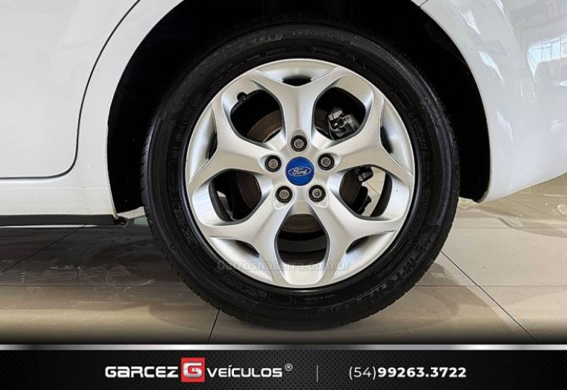 FORD - FOCUS - 2013/2013 - Branca - R$ 58.000,00