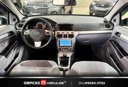 CHEVROLET - VECTRA - 2008/2009 - Prata - R$ 39.900,00