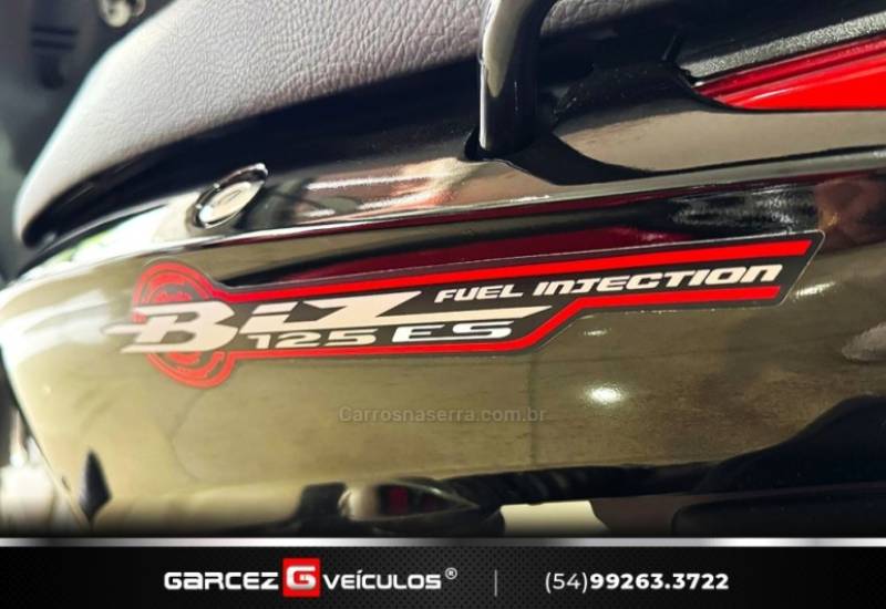 HONDA - BIZ 125 - 2011/2011 - Preta - R$ 9.990,00