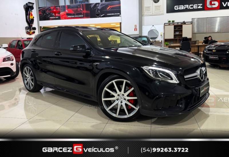 MERCEDES-BENZ - GLA 45 AMG - 2018/2019 - Preta - R$ 249.900,00
