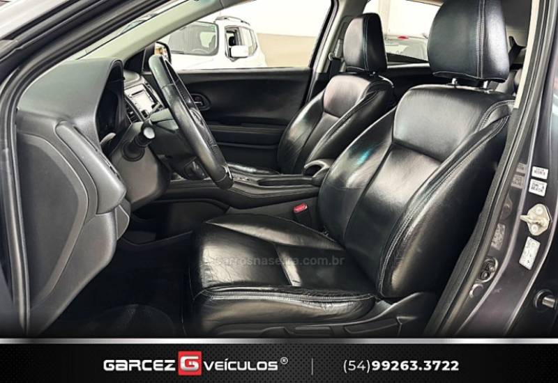 HONDA - HR-V - 2015/2016 - Cinza - R$ 85.900,00