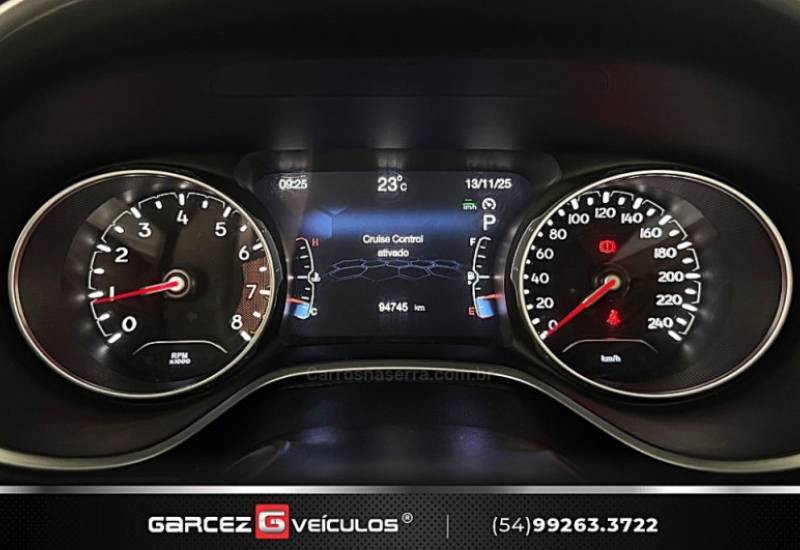 JEEP - COMPASS - 2017/2018 - Branca - R$ 106.000,00