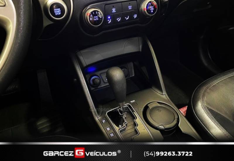 HYUNDAI - IX35 - 2014/2015 - Branca - R$ 76.900,00
