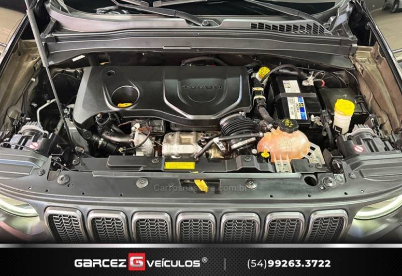 JEEP - RENEGADE - 2022/2022 - Preta - R$ 129.900,00