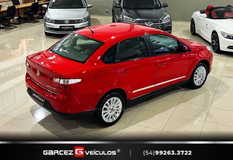 FIAT - GRAND SIENA - 2014/2014 - Vermelha - R$ 42.000,00