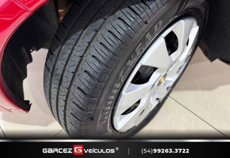 CHEVROLET - CORSA - 2003/2004 - Vermelha - R$ 23.900,00