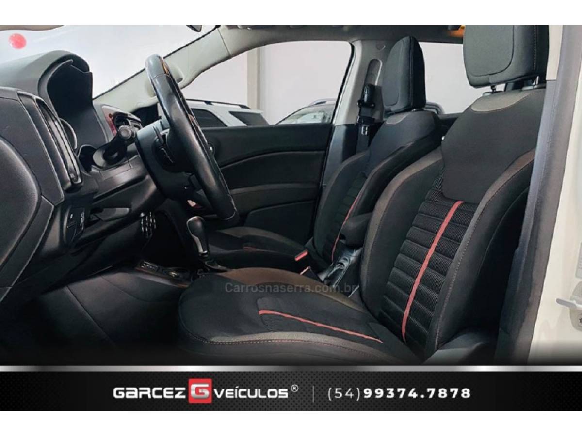 FIAT - TORO - 2018/2019 - Branca - R$ 95.900,00