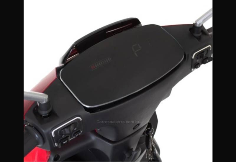 OUTRAS - SCOOTER ELÉTRICA - 2025/2025 - Vermelha - R$ 12.000,00